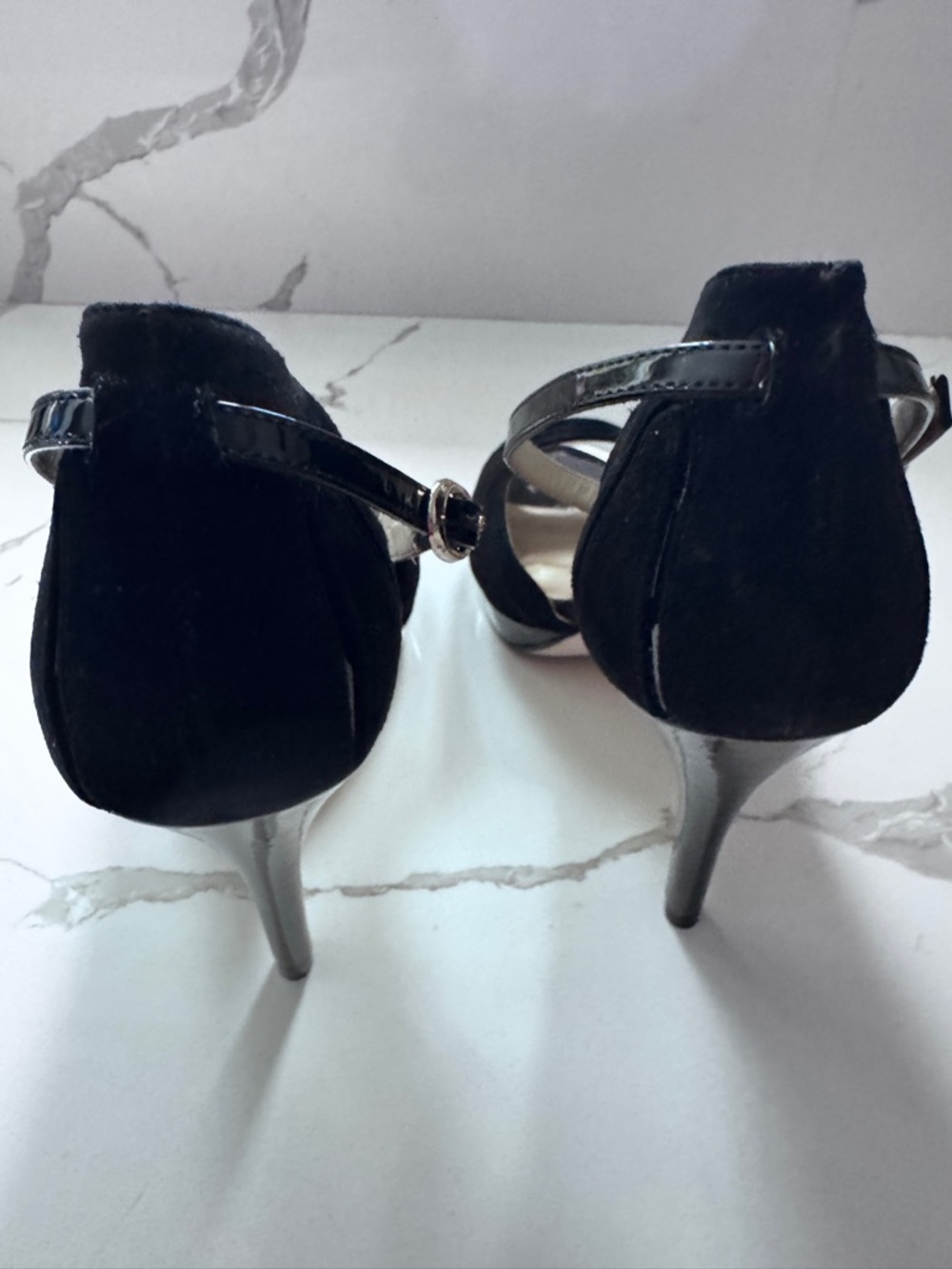 White House Black Market Viviana Black Size 8 Heels - Picture 6 of 10